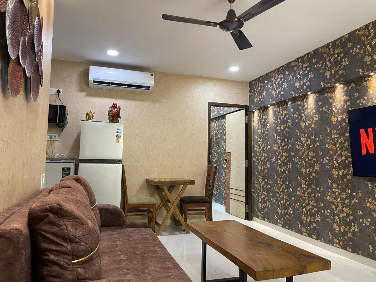 Osi Apartments Bandra West Bombay Eksteriør billede